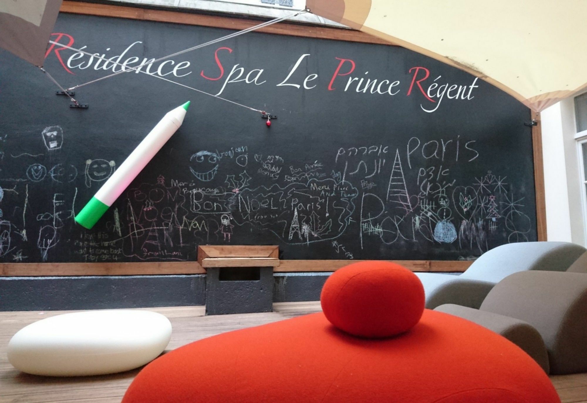 Aparthotel Résidence&spa Le Régent Parigi